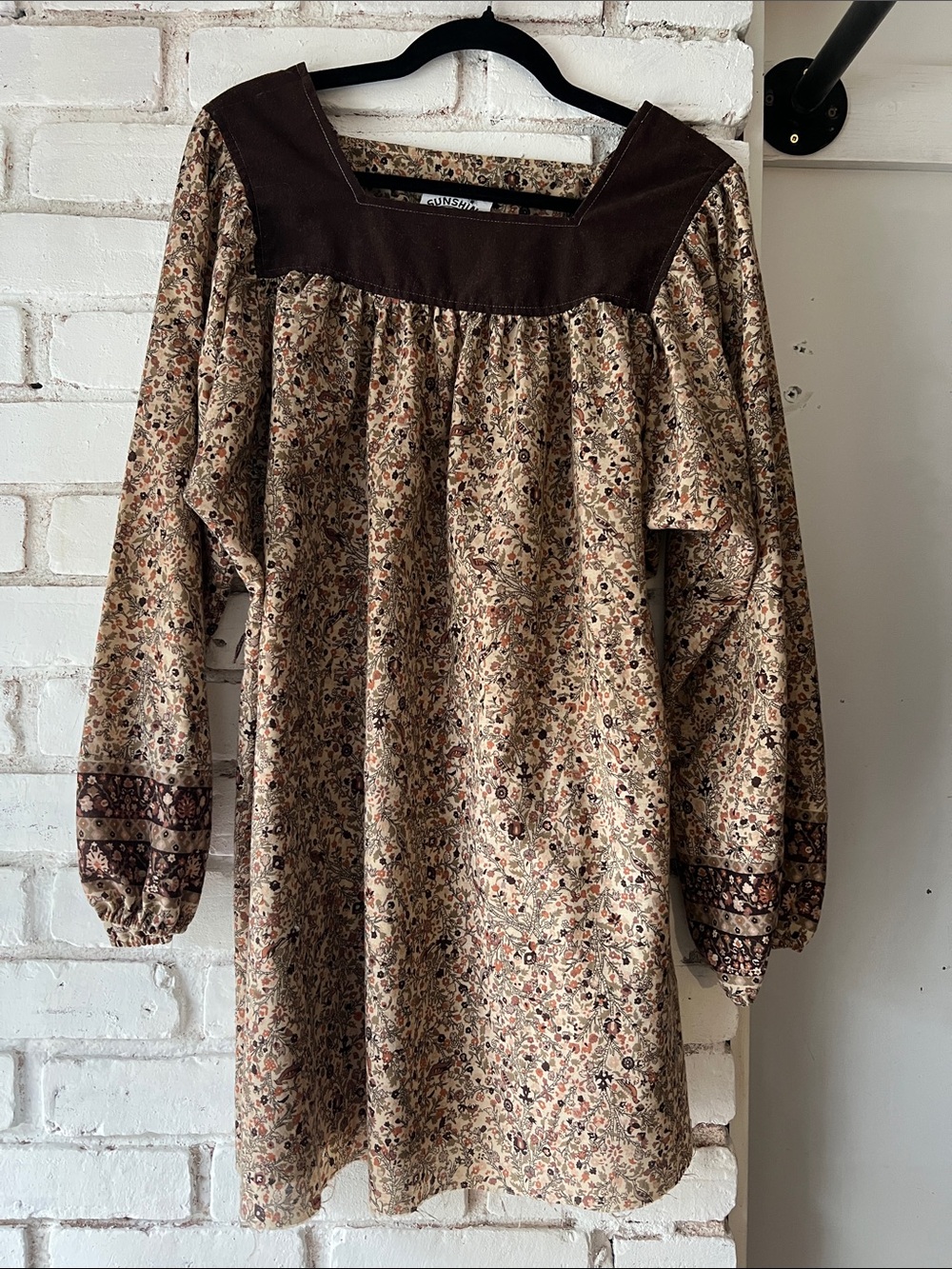 Women’s vintage' Brown Floral Long-Sleeve Dress with Yoke a line